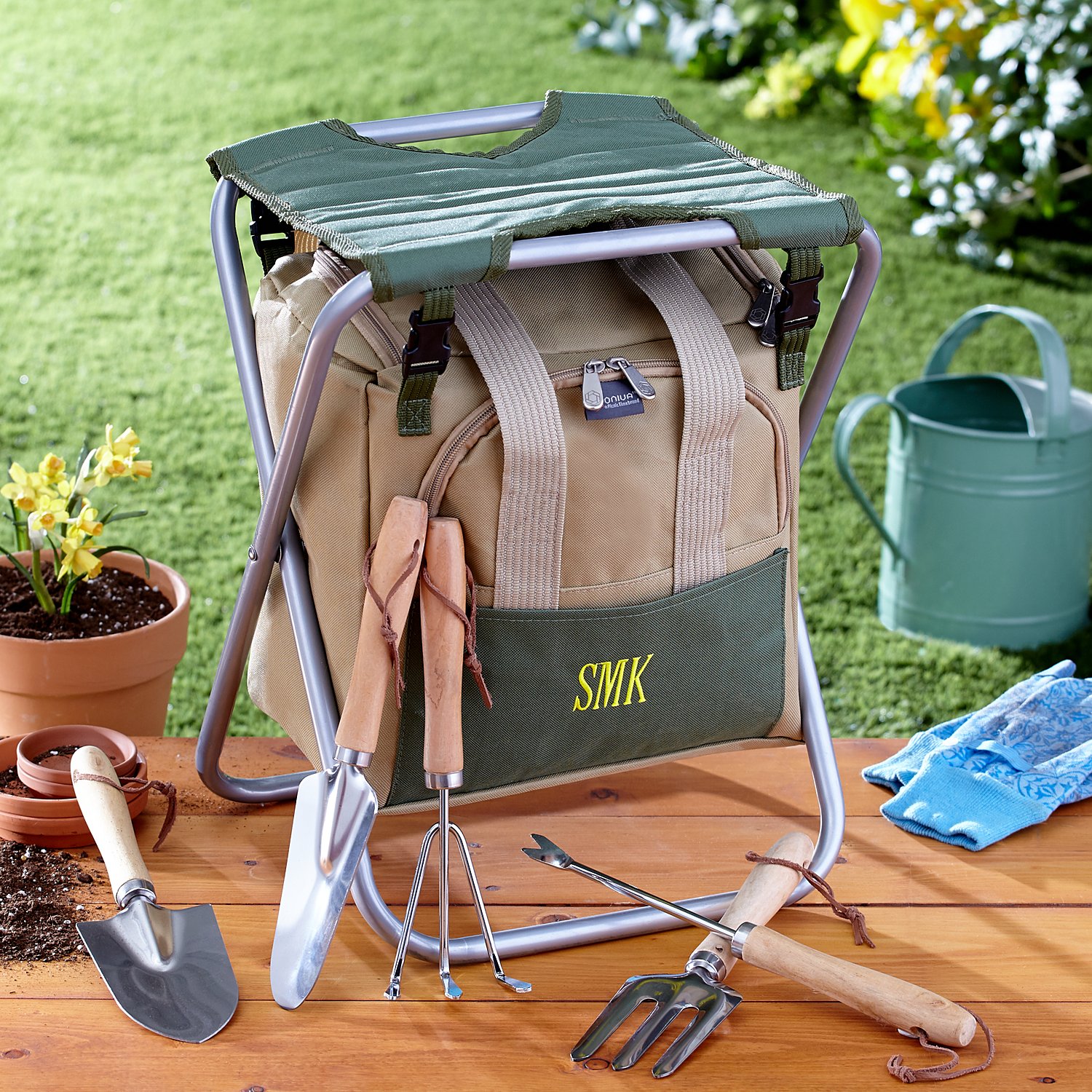 RED18_19RES17_ENVIRO_CP_SQ